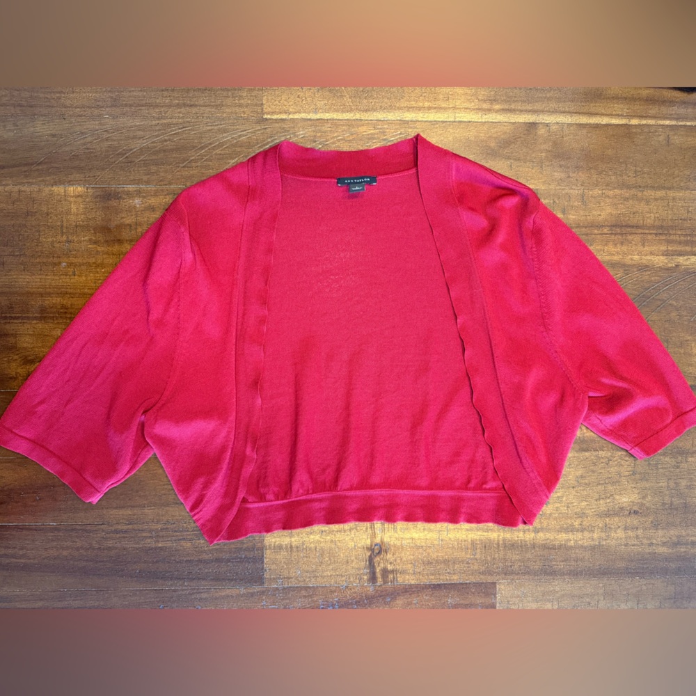 Ann Taylor half cardigan in red size large